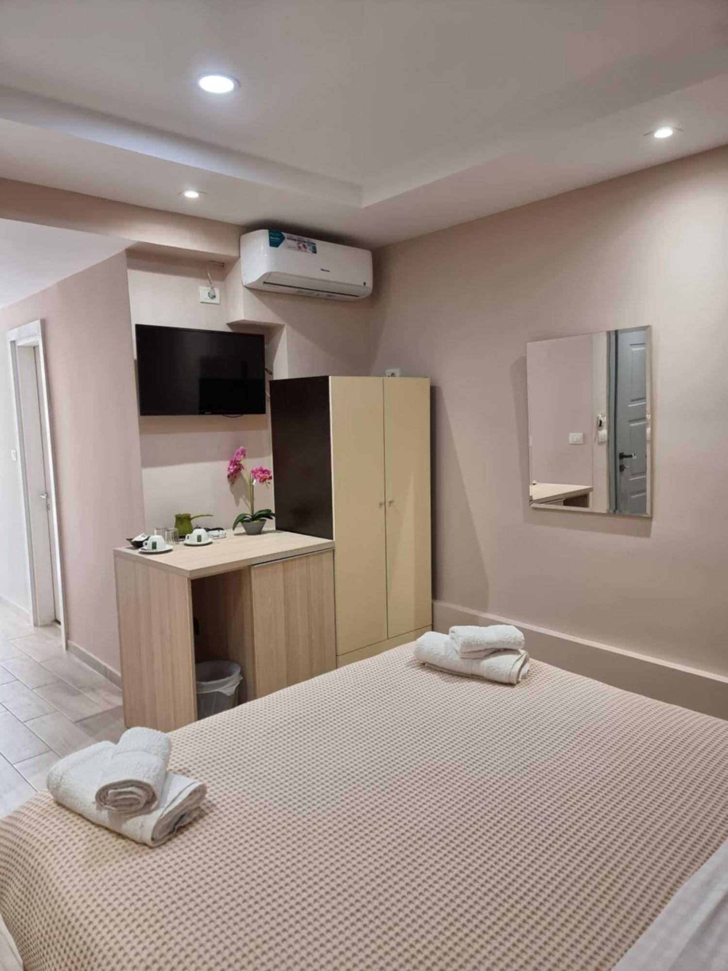 Himara 28 Hotel Номер фото